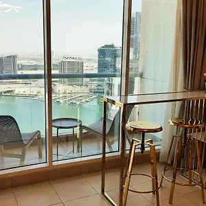 شقة La Buena Vida Homes Large 2br Near Burj Khalifa & Mall, دبي